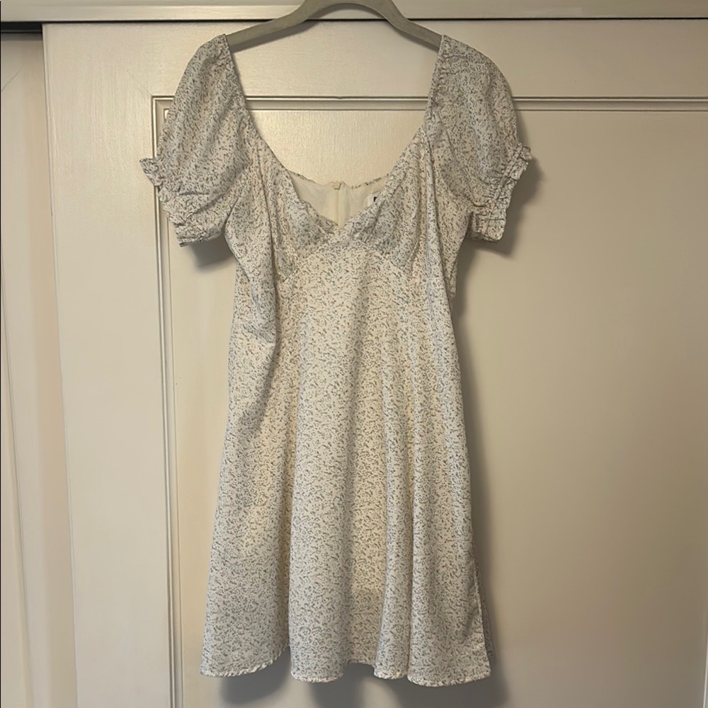 Princess Polly Cream Floral Vintage Flower Pattern Dress, Size 8